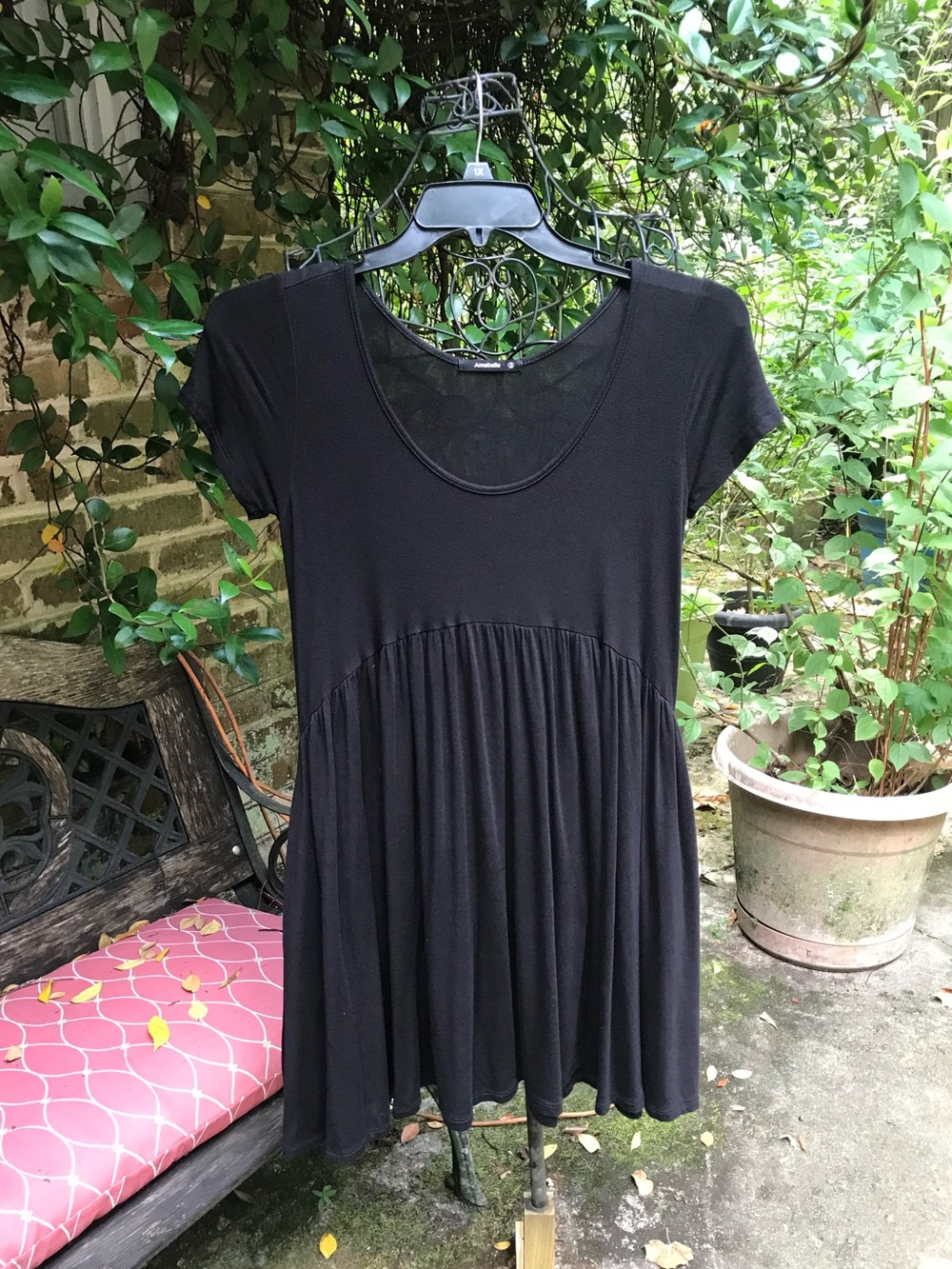 Annabelle- BLACK HIGH WAIST KNIT SHIFT DRESS- Size Small- EUC